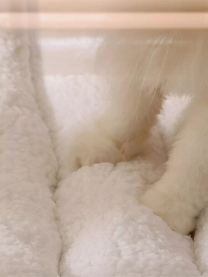 099c1b1385af409497833a0a9cab098e-Max-Origin