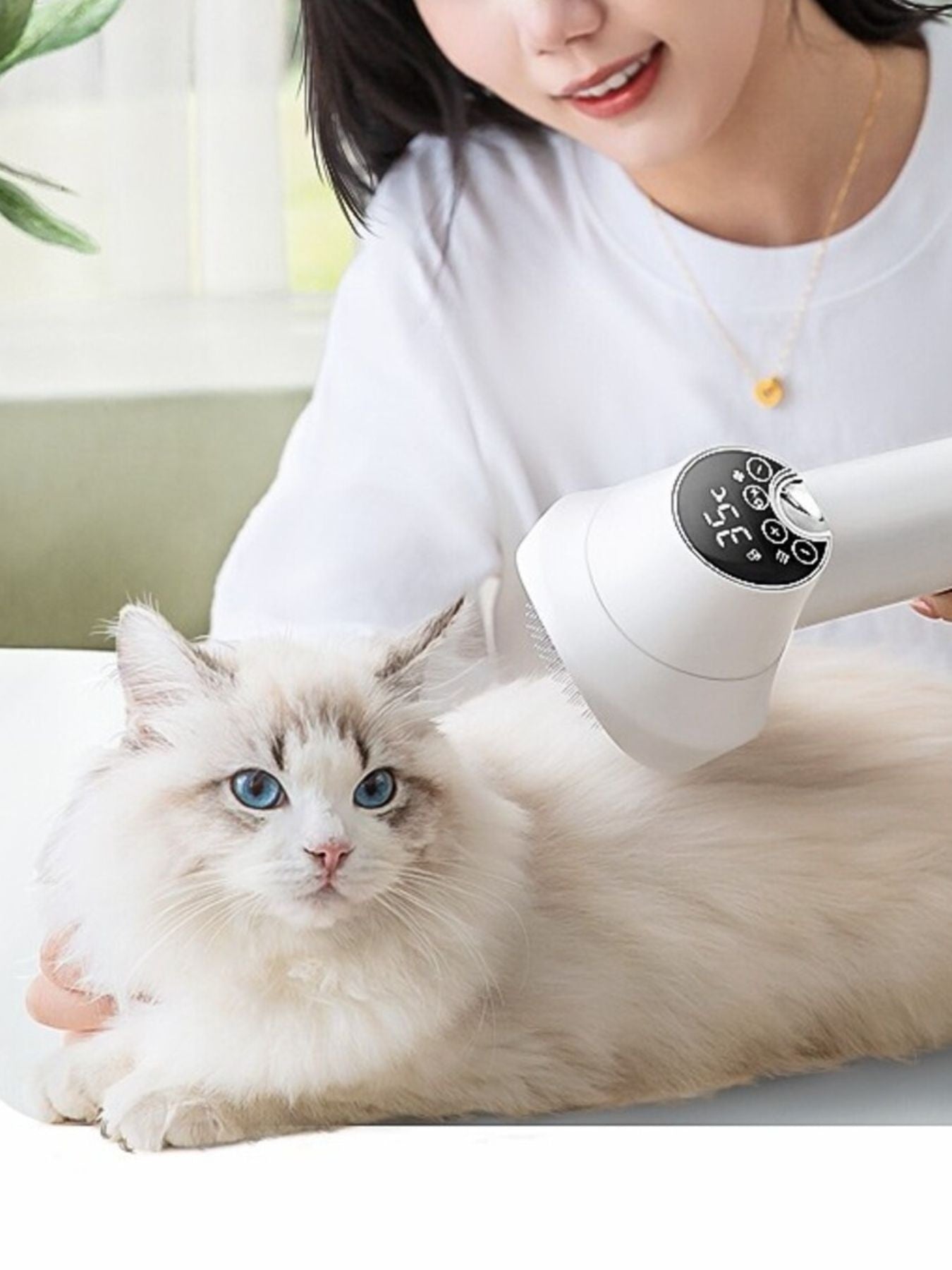 17da4c3fc2a14b678f47a2970b43d26b-Max