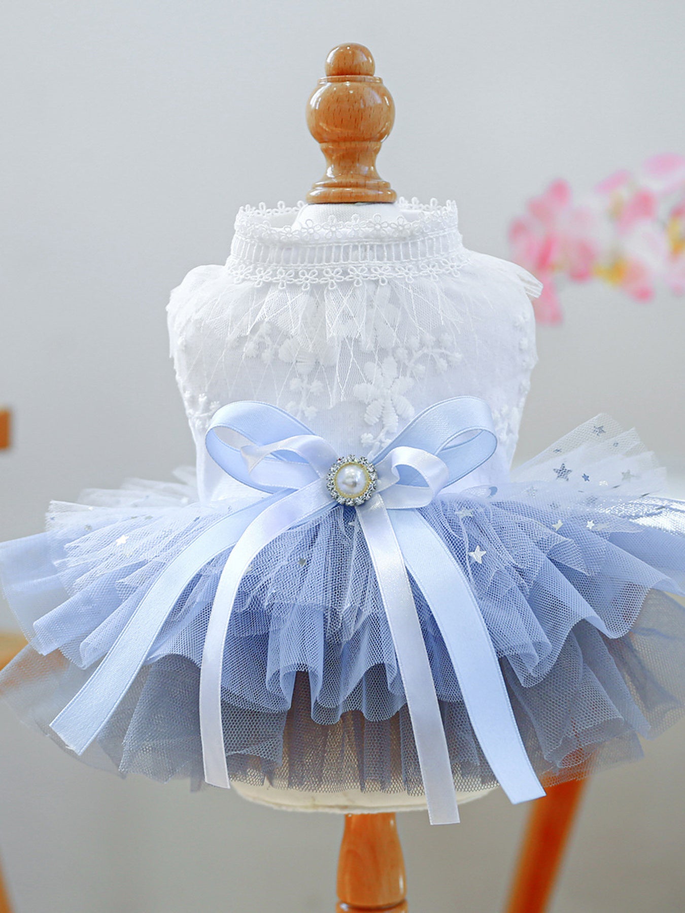 8d555ebc9d5043cc8d441576b833b195-Max