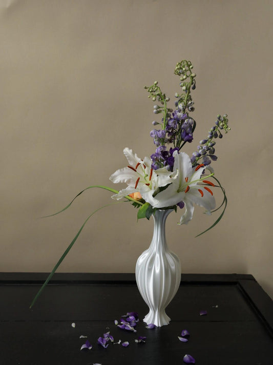 Eco-Friendly 3D Printed Silk Satin Vase Orientale Style Decor