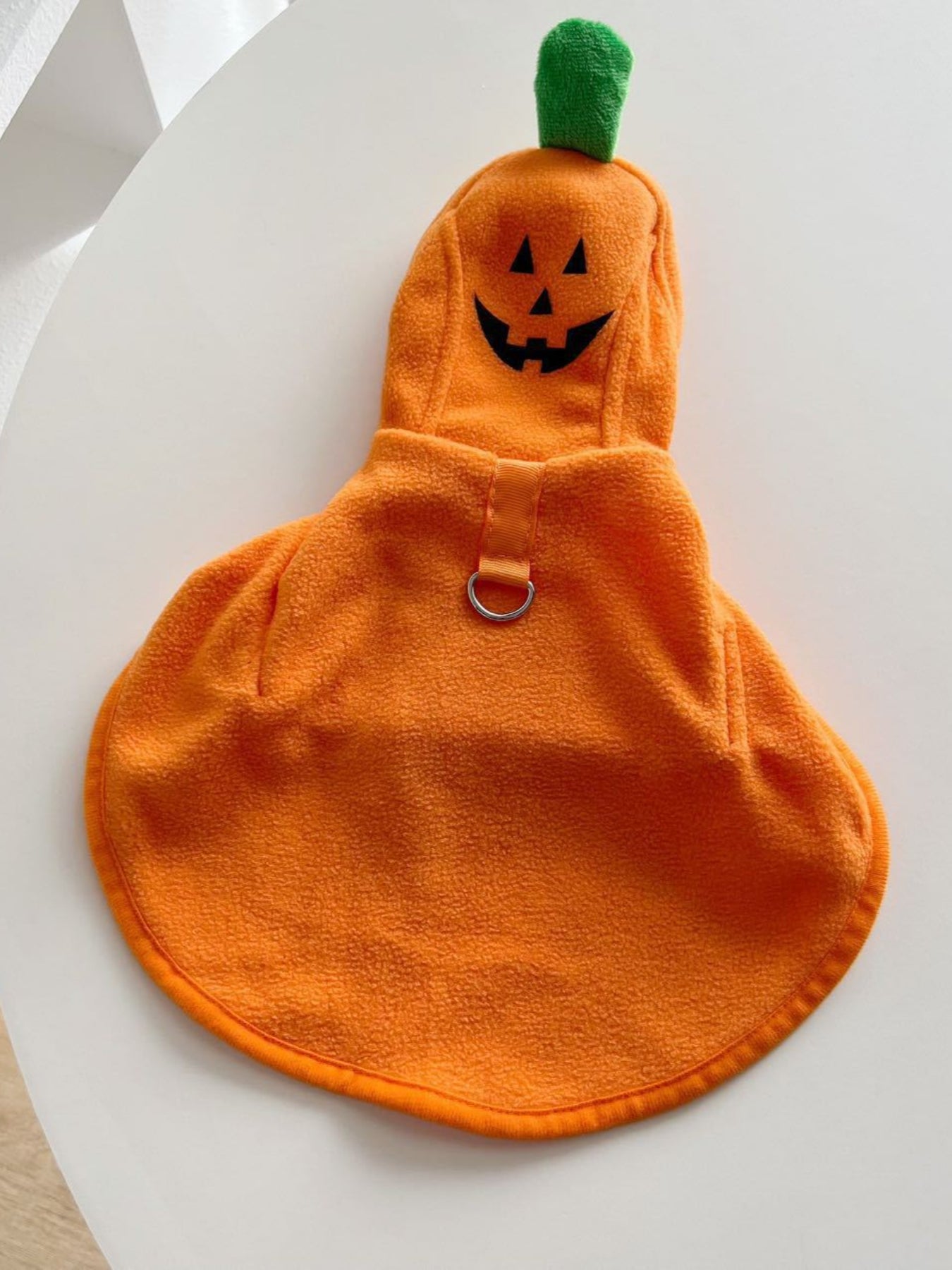 cf8c702d-2428-405f-af60-00191d3b8096-Max