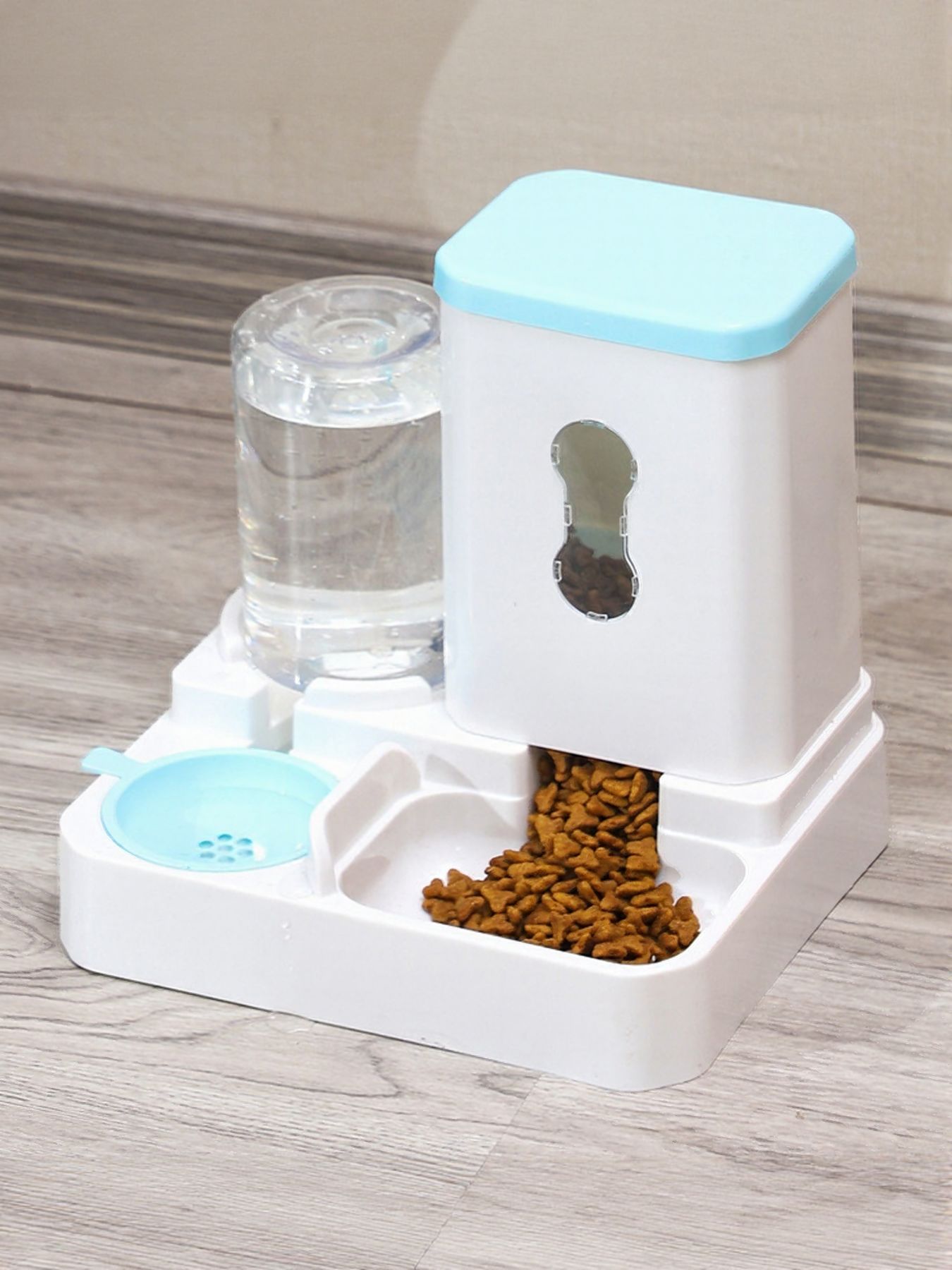 e845d469-94a7-4e1b-9632-78af42e8b1d3-Max